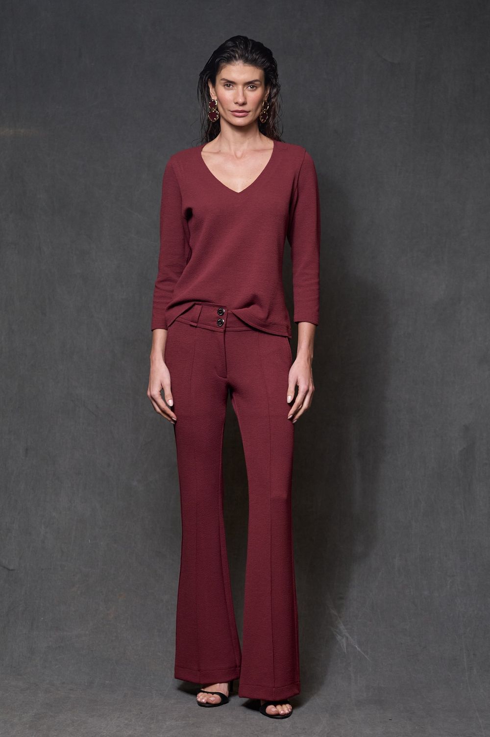 Calça Flare Malha Boucle Vinho Eloá