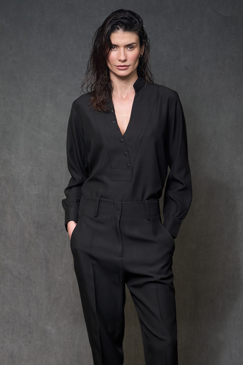 Blusa Crepe Preto Cindy