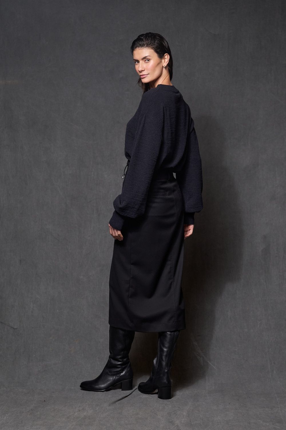 Bota Couro Cano Longo Preto Isis