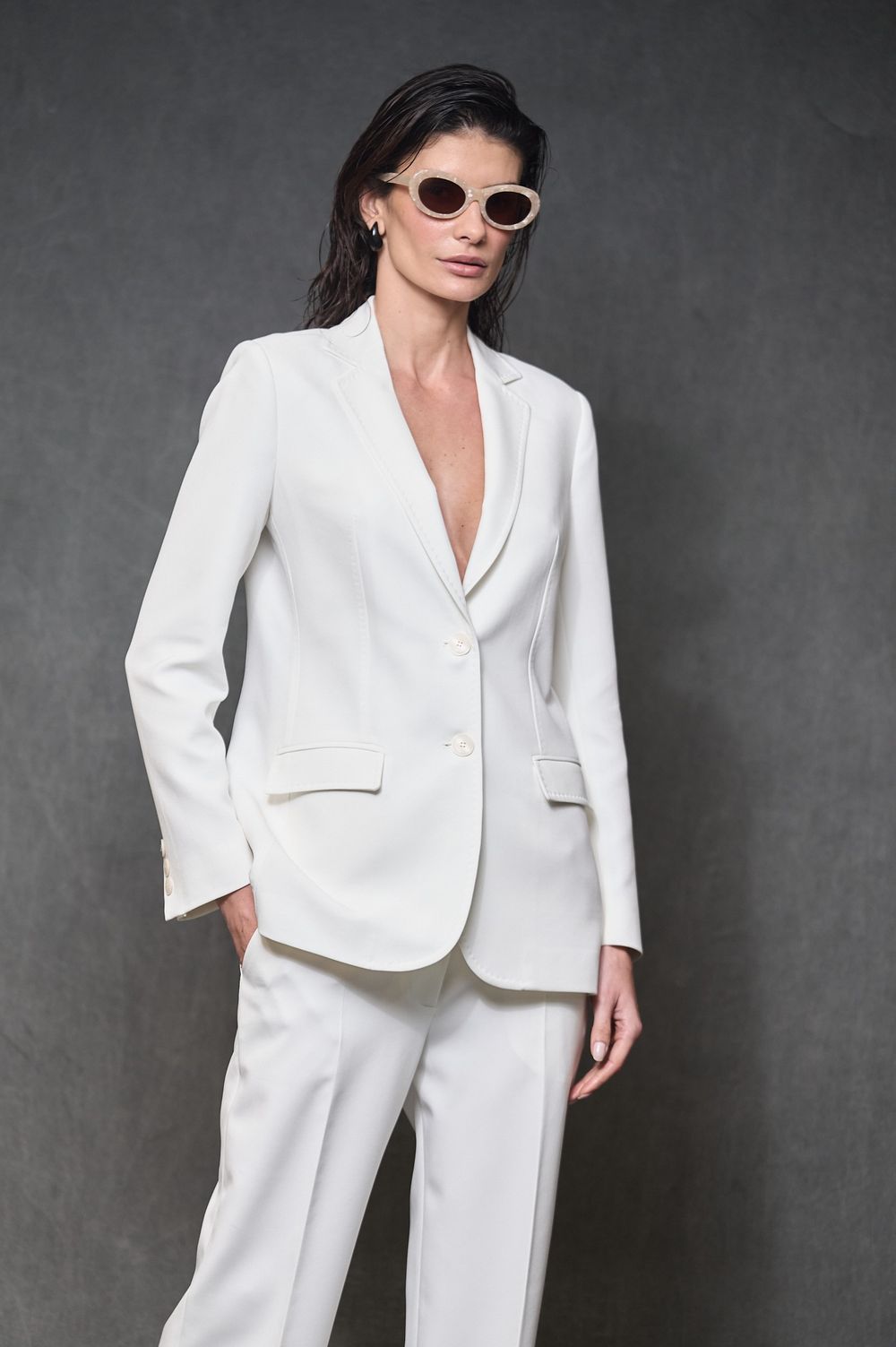 Blazer Alfaiataria Off White Kiara