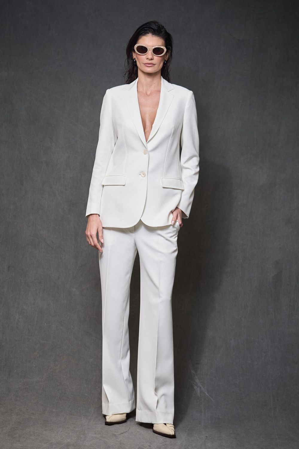 Blazer Alfaiataria Off White Kiara