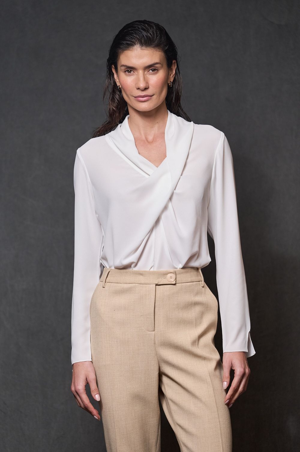Blusa Crepe Off White Agatha