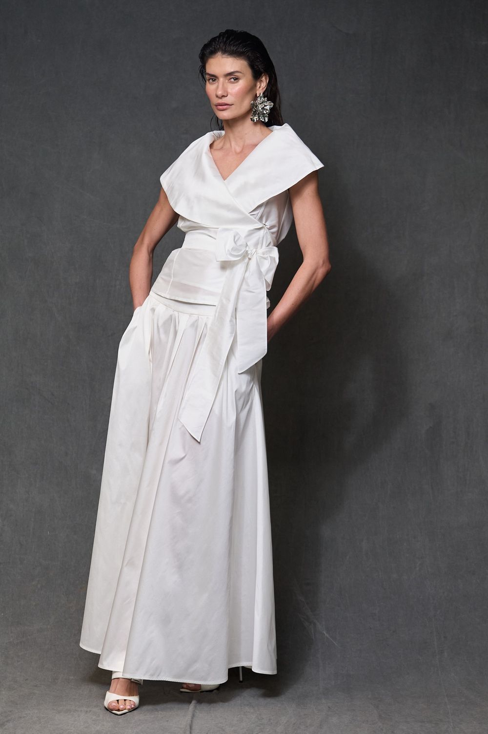 Saia Longa Evasê Tafetá Off White Carol
