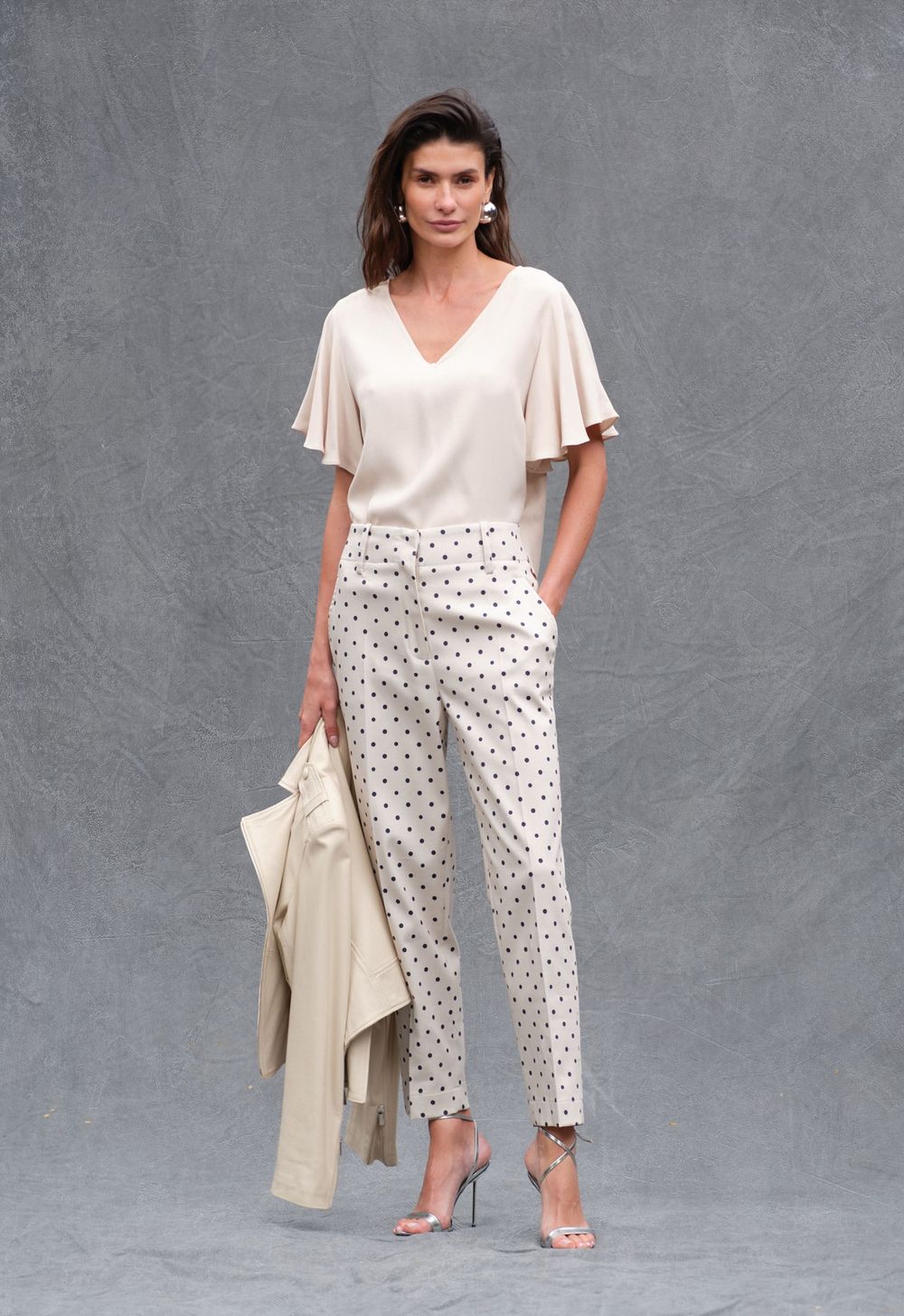 Blusa Crepe Areia Anastacia