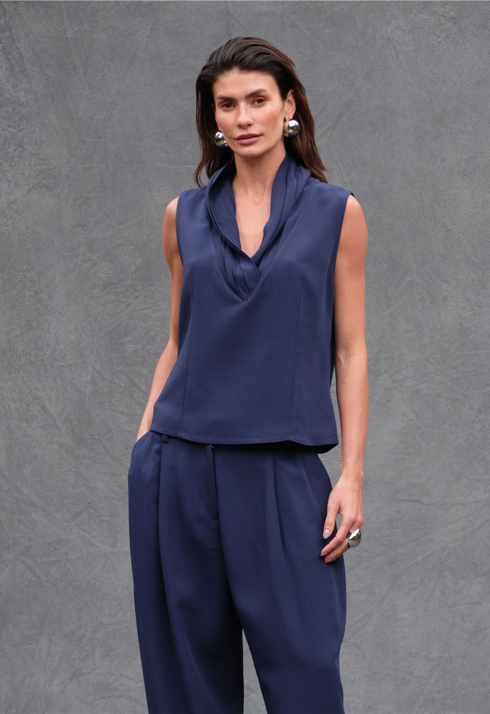 Blusa Crepe Marinho Maitê