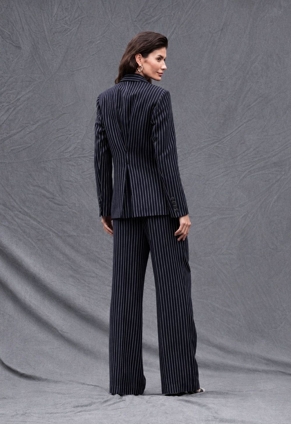 Calça Flare Risca de Giz Marinho Ayla