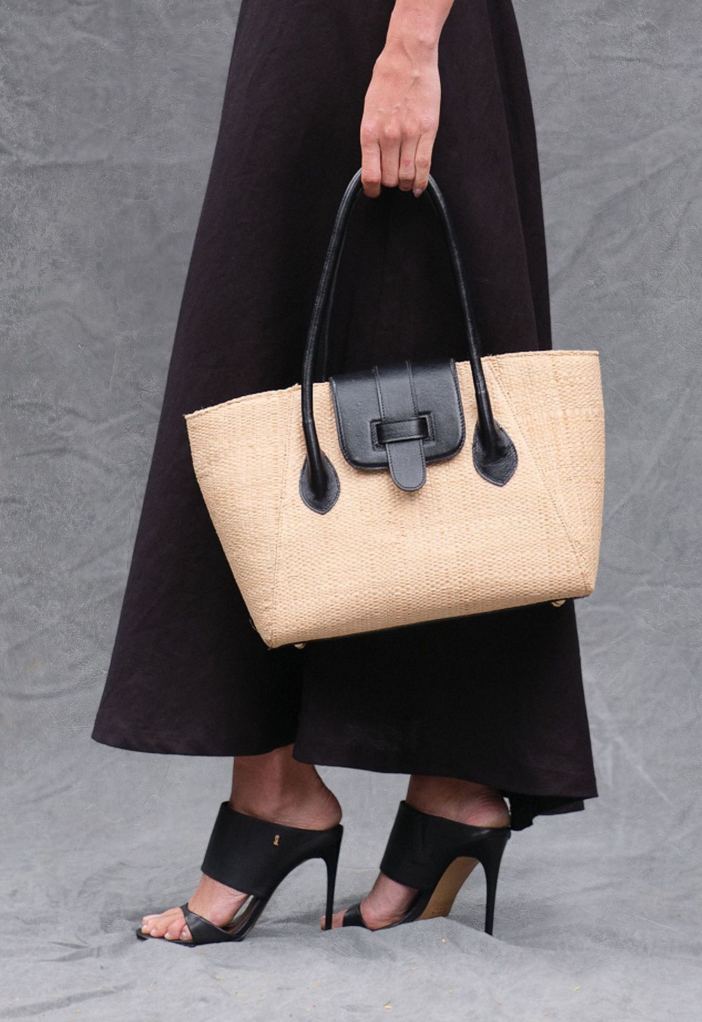 Bolsa Thais Palha Alça Preta