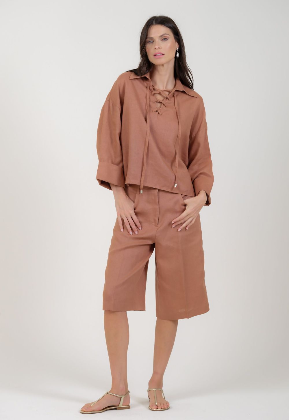 Bermuda Linho Camel Tiffany