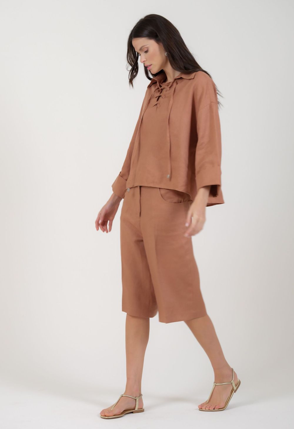 Bermuda Linho Camel Tiffany