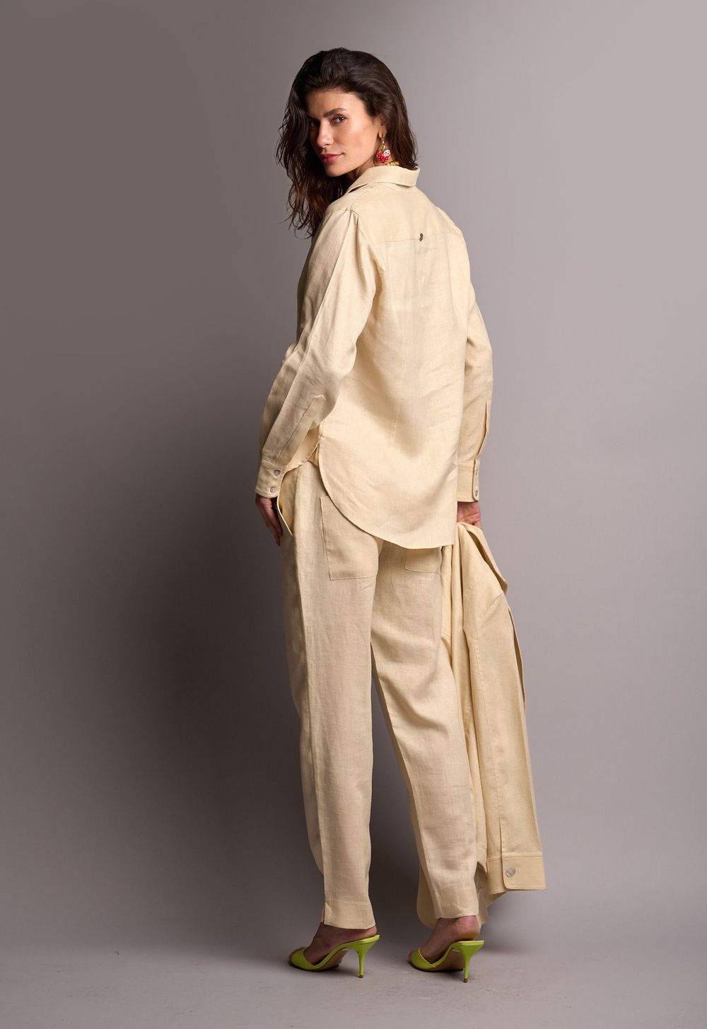 Camisa Alfaiataria Linho Helena