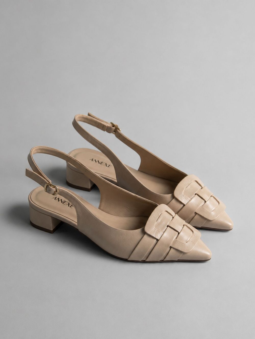 Sapatilha Slingback Marfim Laura