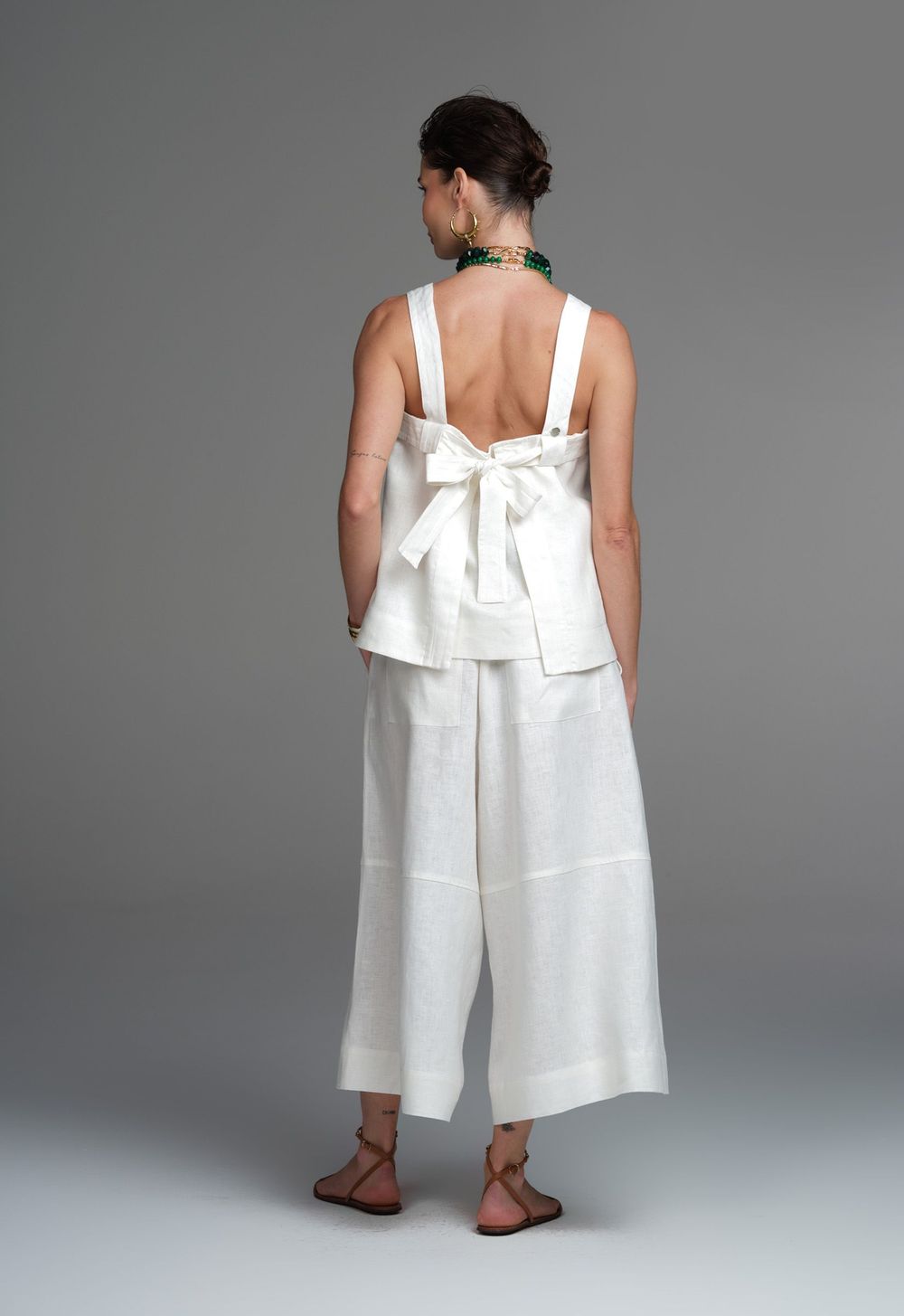 Calça Cropped Linho Off White Ully