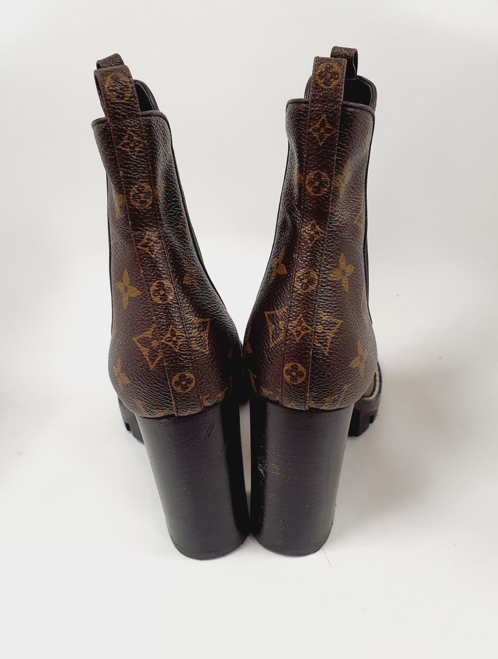 Bota louis vuitton original - Roupas - Recreio dos Bandeirantes, Rio de  Janeiro 1233142365