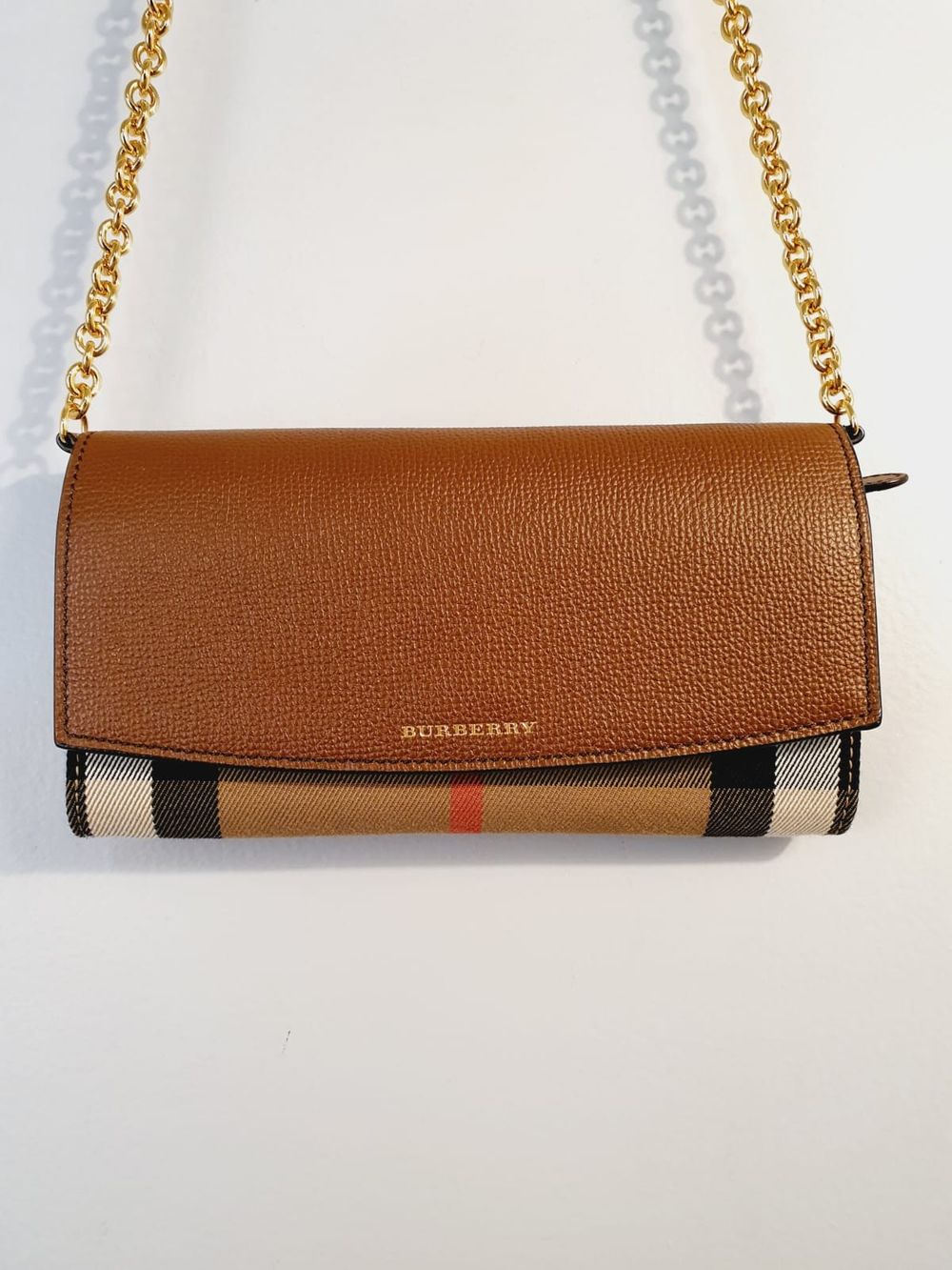 Clutch Burberry - 2nd Chance Clutch Burberry - 2nd Chance