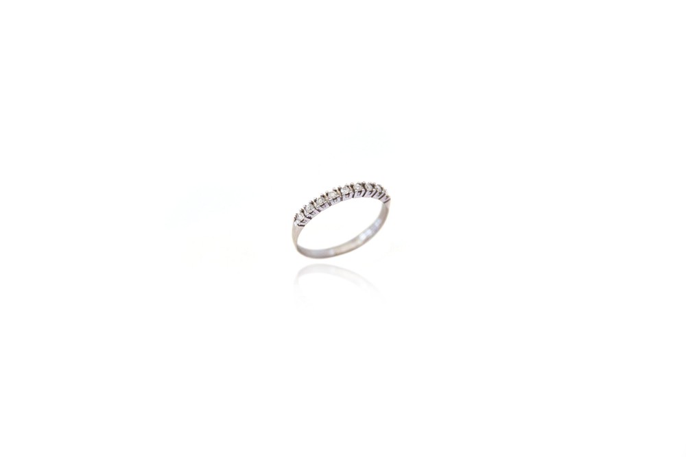 ANEL OURO BRANCO 18K E DIAMANTES