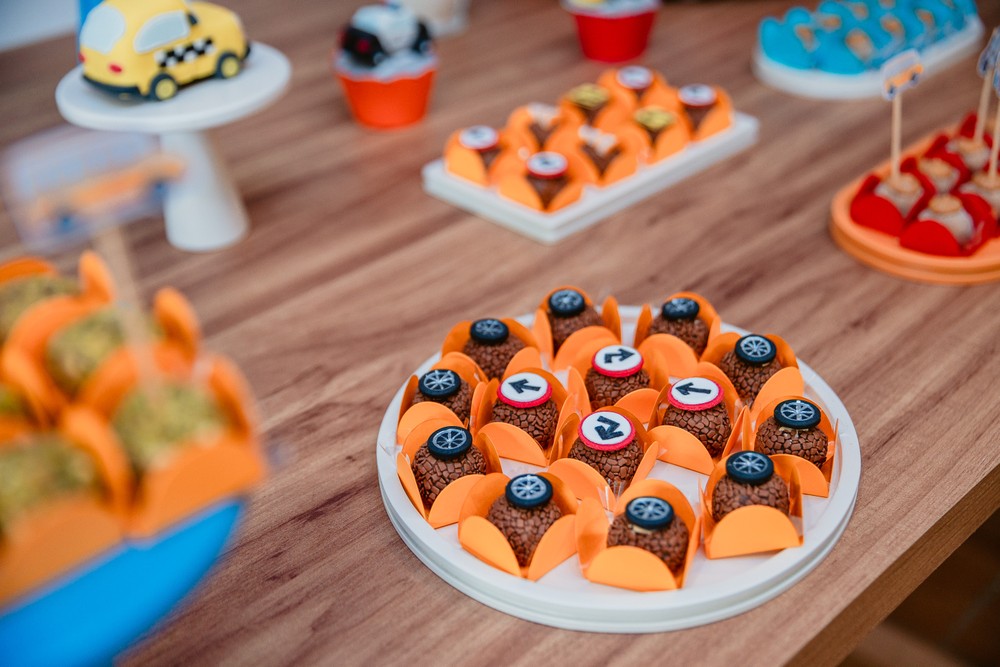 Conjunto de decoração do bolo para festa de aniversário infantil, 1  conjunto, jogo, modelo de futebol, acessórios de decoração do cupcake, diy