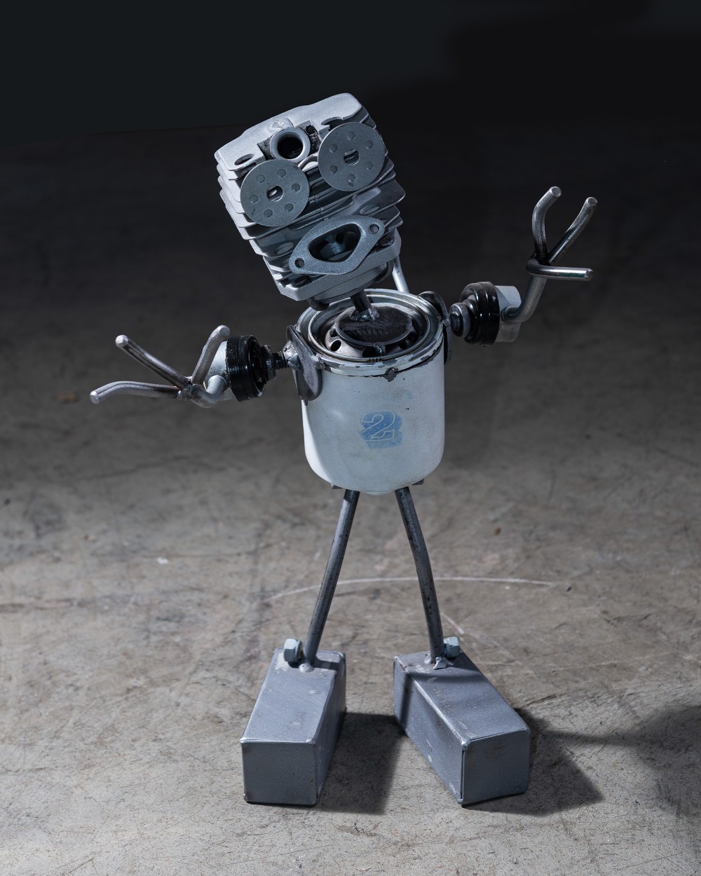Robô Mister Piston Calbot 