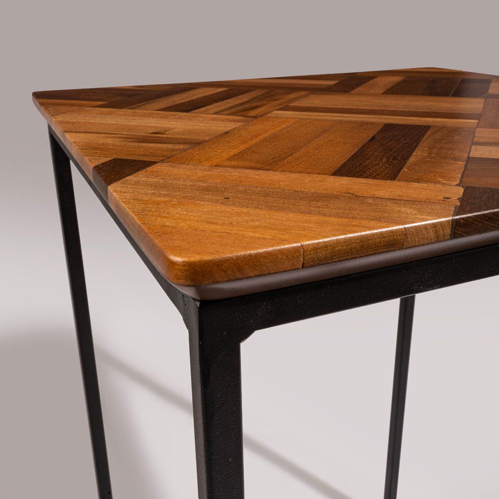 Mesa lateral Taquinhos
