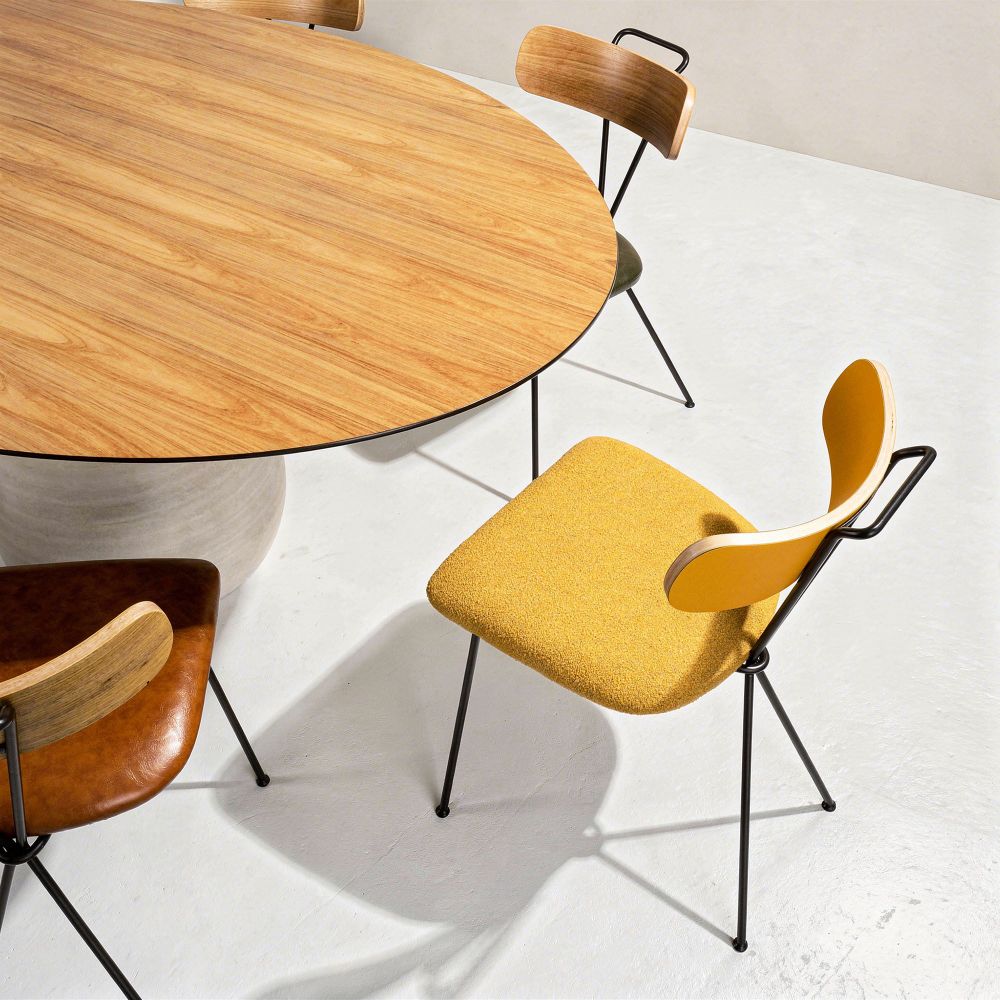 Mesa de Jantar Oval Concre