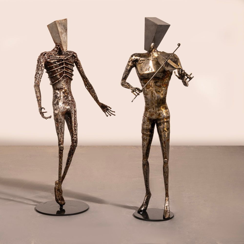 Escultura Levitando