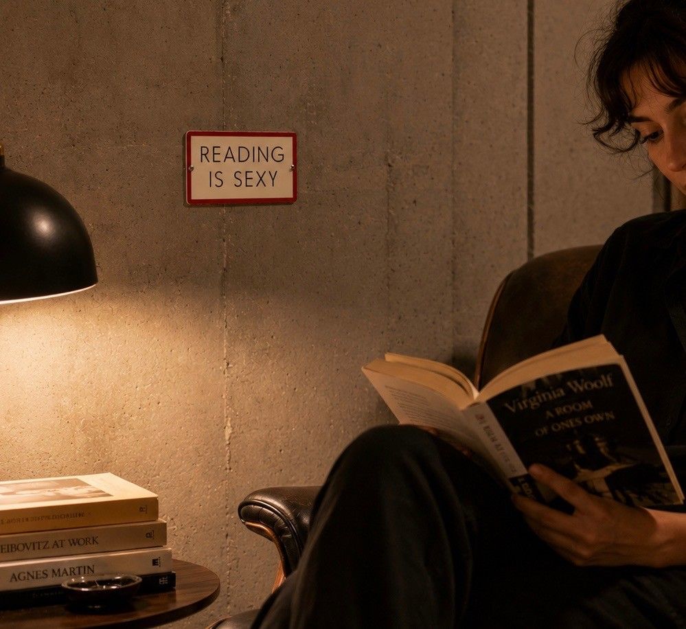 Reading is sexy 