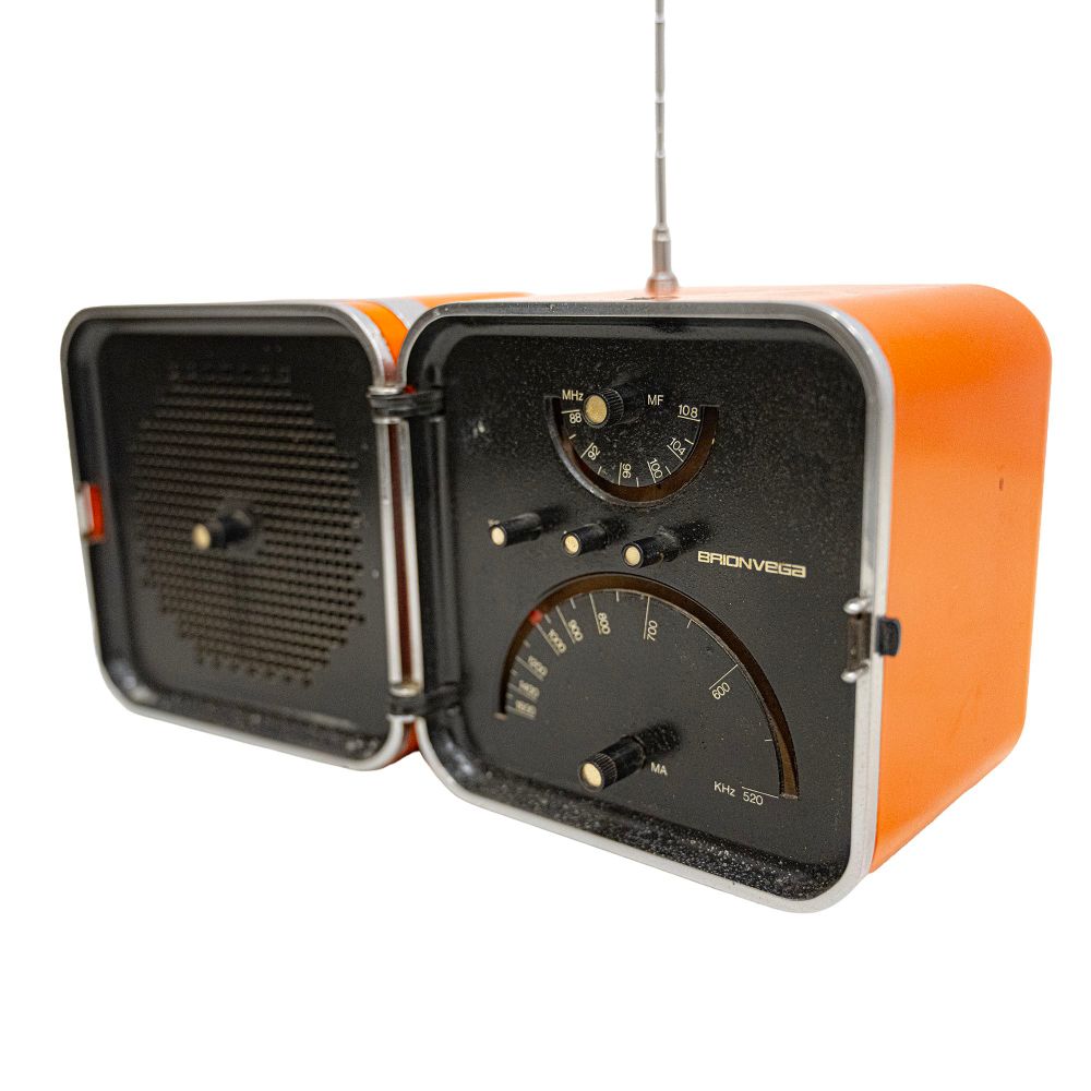 Radio Cubo Brionvega