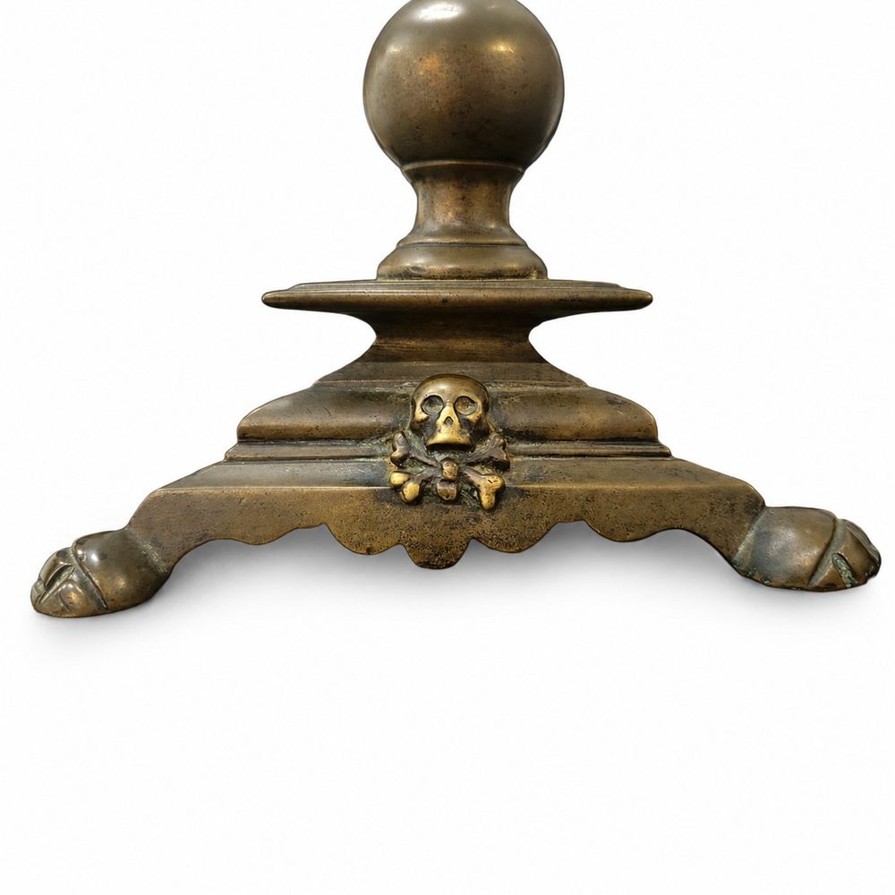 Par de Castiçais Memento Mori - 1830