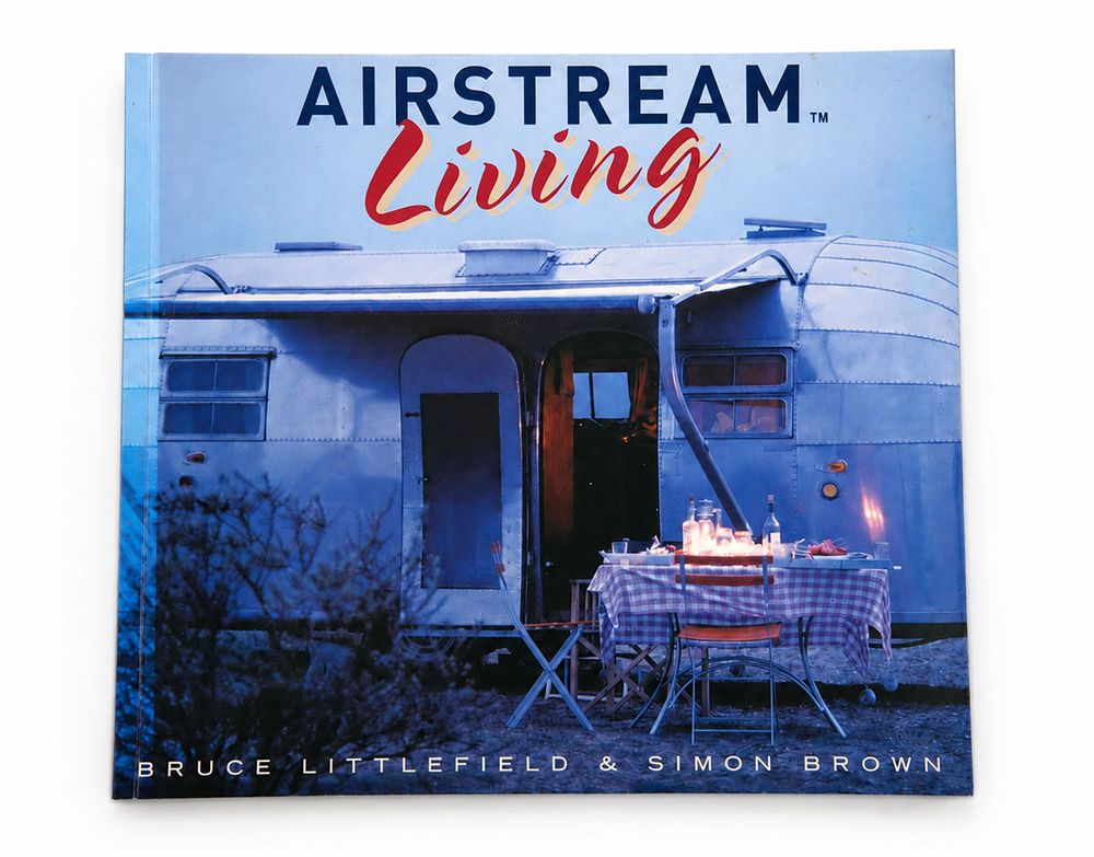Airstream Living  2007