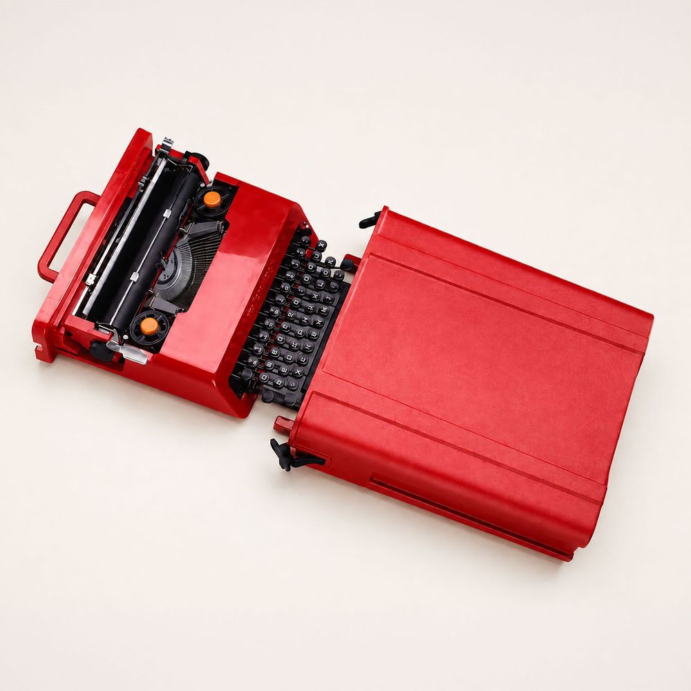 Maquina  escrever Valentine Olivetti