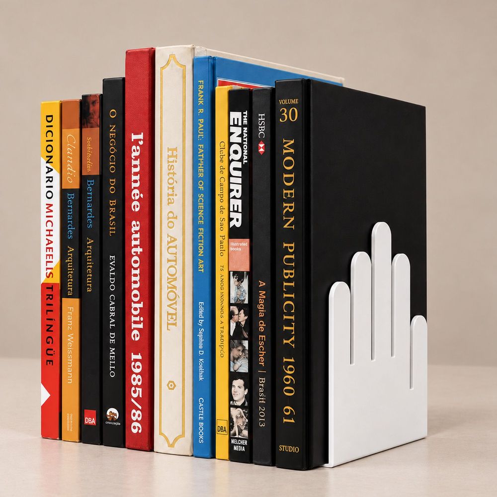 Par de suportes  para livros Mãos