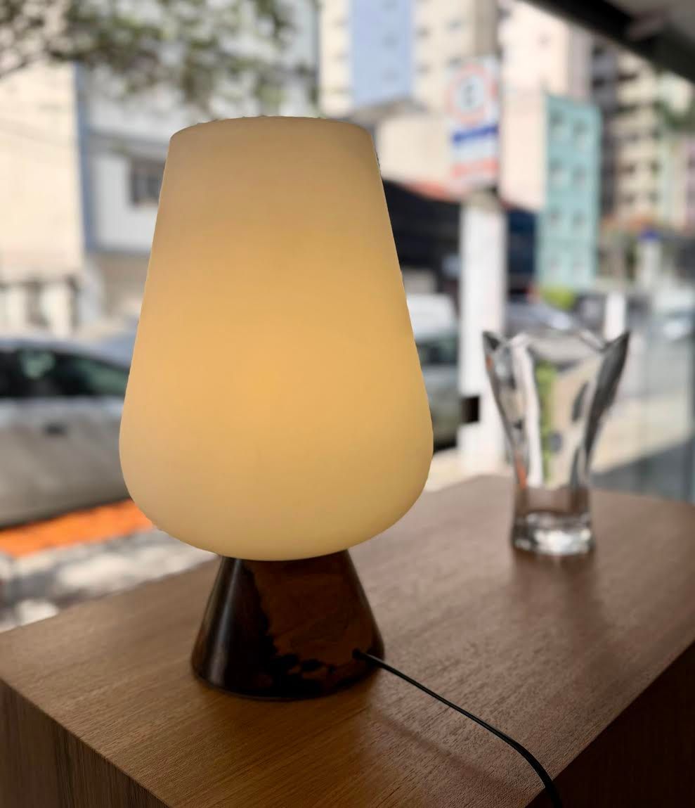 Luminária  de mesa Luna