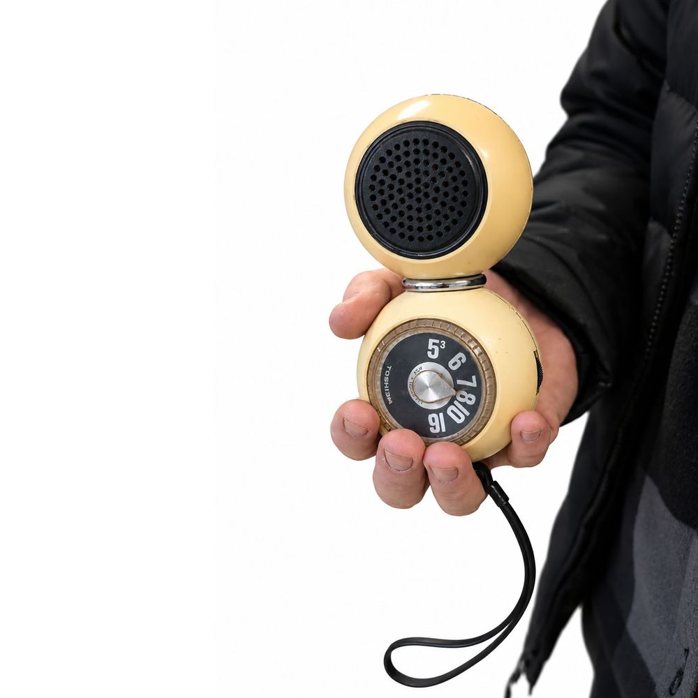 Rádio  Toshiba Young Pet - 1970 
