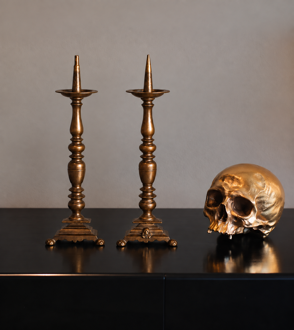 Par de Castiçais Memento Mori - 1830