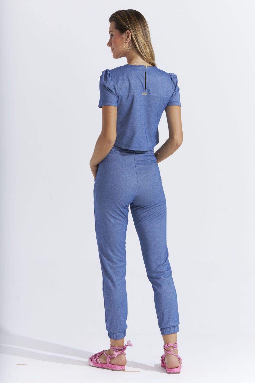 T-SHIRT CROPPED MALHA ÍNDIGO