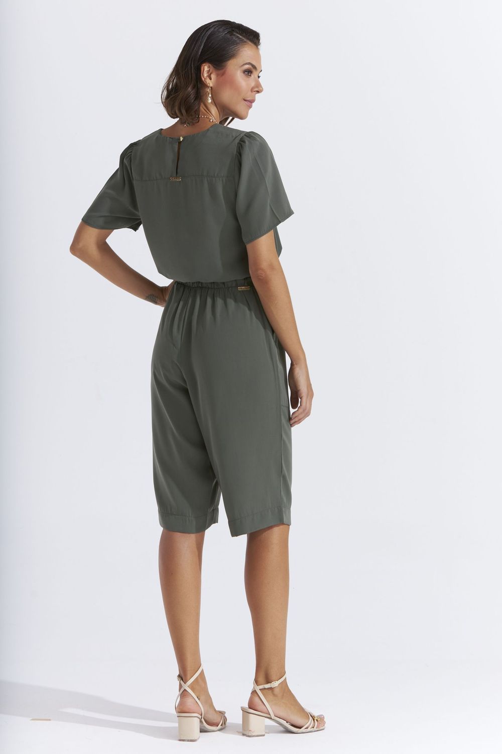 T-SHIRT CROPPED LISA C/ CANALETA BARRA