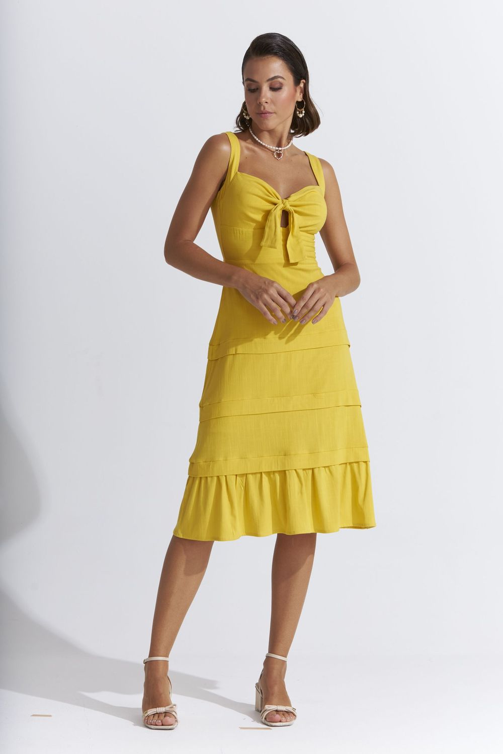 VESTIDO MIDI LISO SLUB COM PREGAS