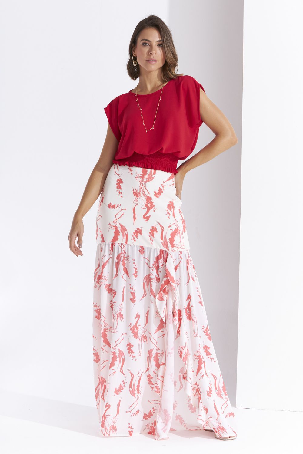 BLUSA LISA EM CREPE C/ PALA DE LASTEX