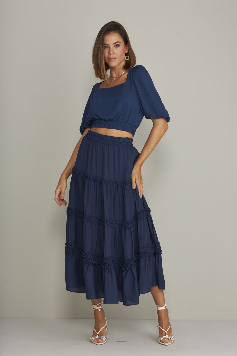 SAIA MIDI LISA C/ DETALHE DE FRUFRU