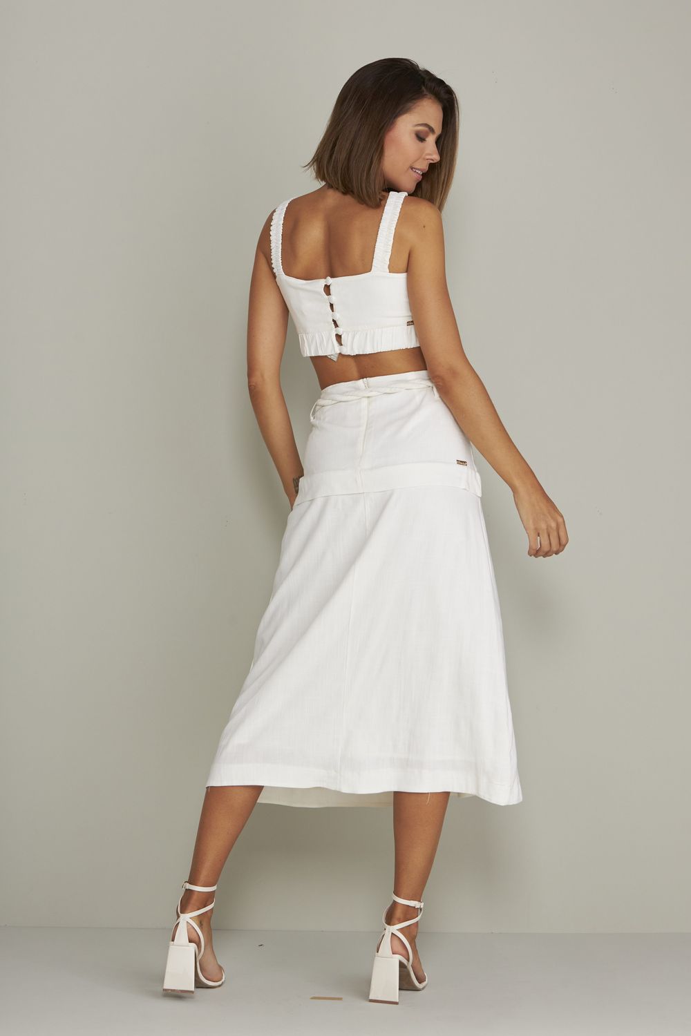 TOP LISO SLUB COM DETALHE DE ELÁSTICO