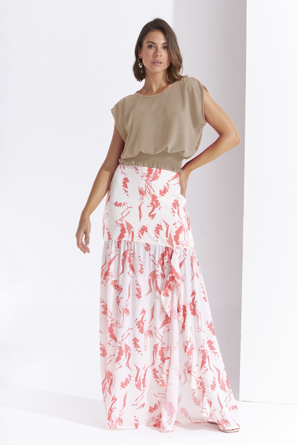 BLUSA LISA EM CREPE C/ PALA DE LASTEX