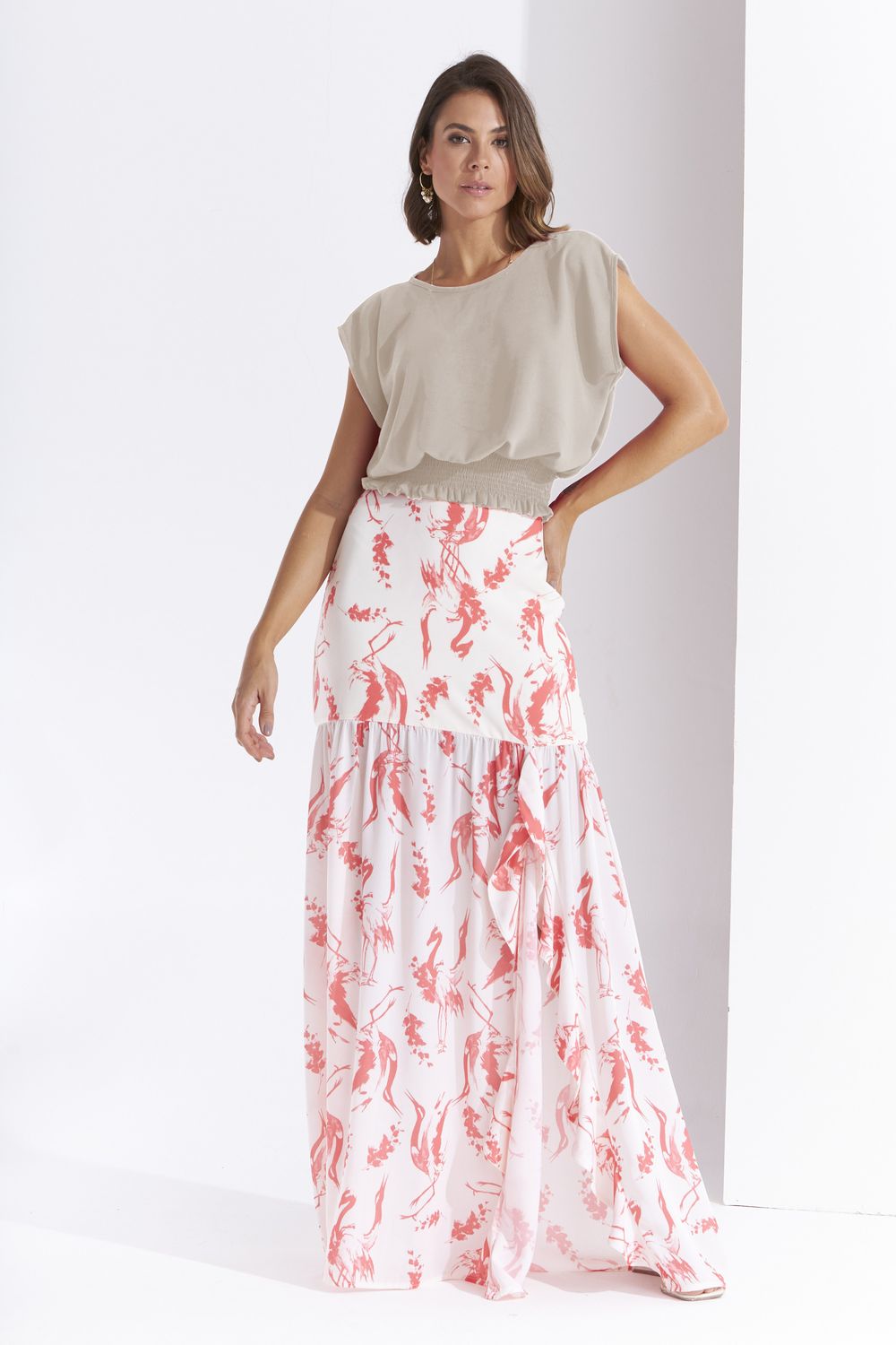 BLUSA LISA EM CREPE C/ PALA DE LASTEX