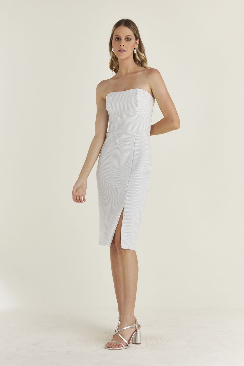 VESTIDO TOMARA QUE CAIA DE MALHA LUREX PRATA