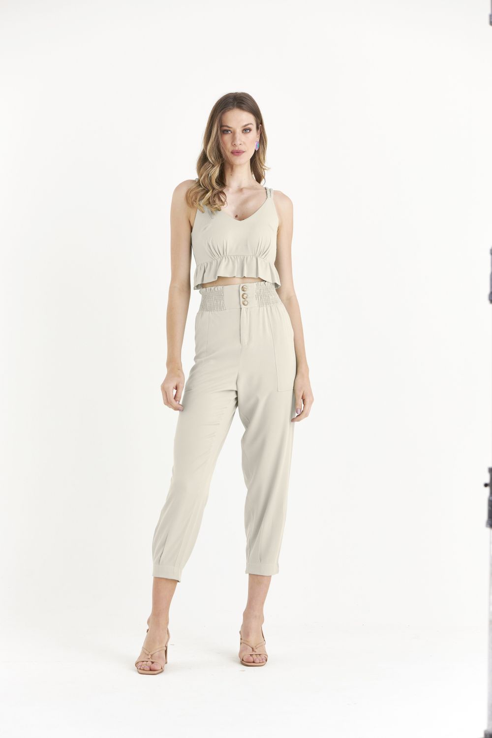 TOP TWILL LISO C/ BABADO