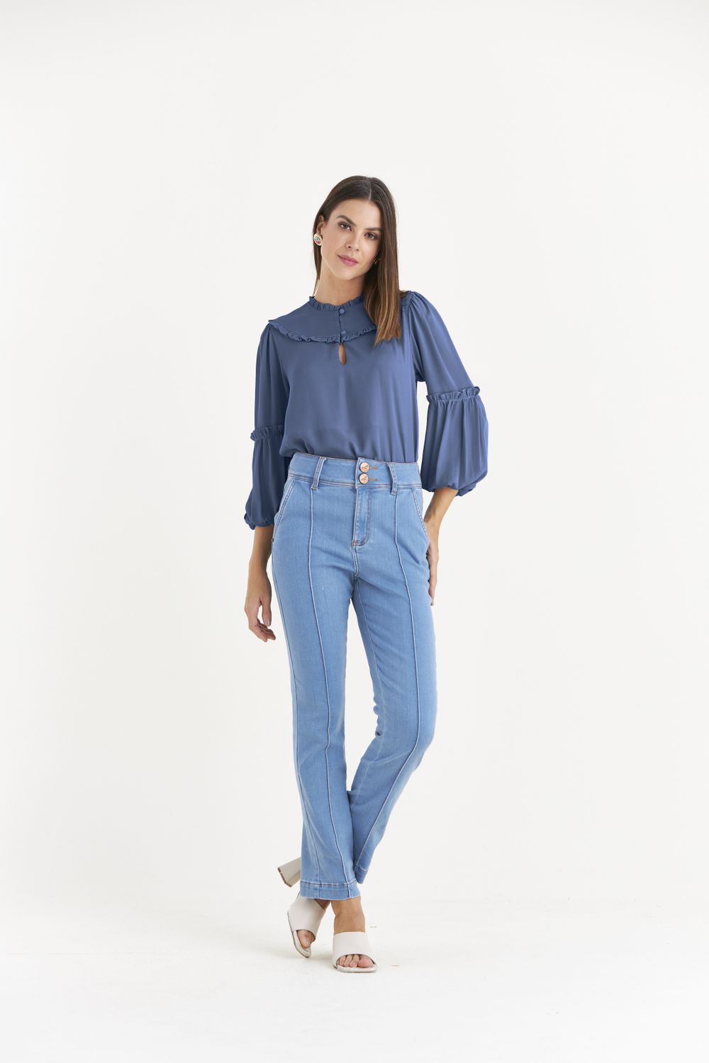 BLUSA MANGA LONGA LISA C/ BABADOS