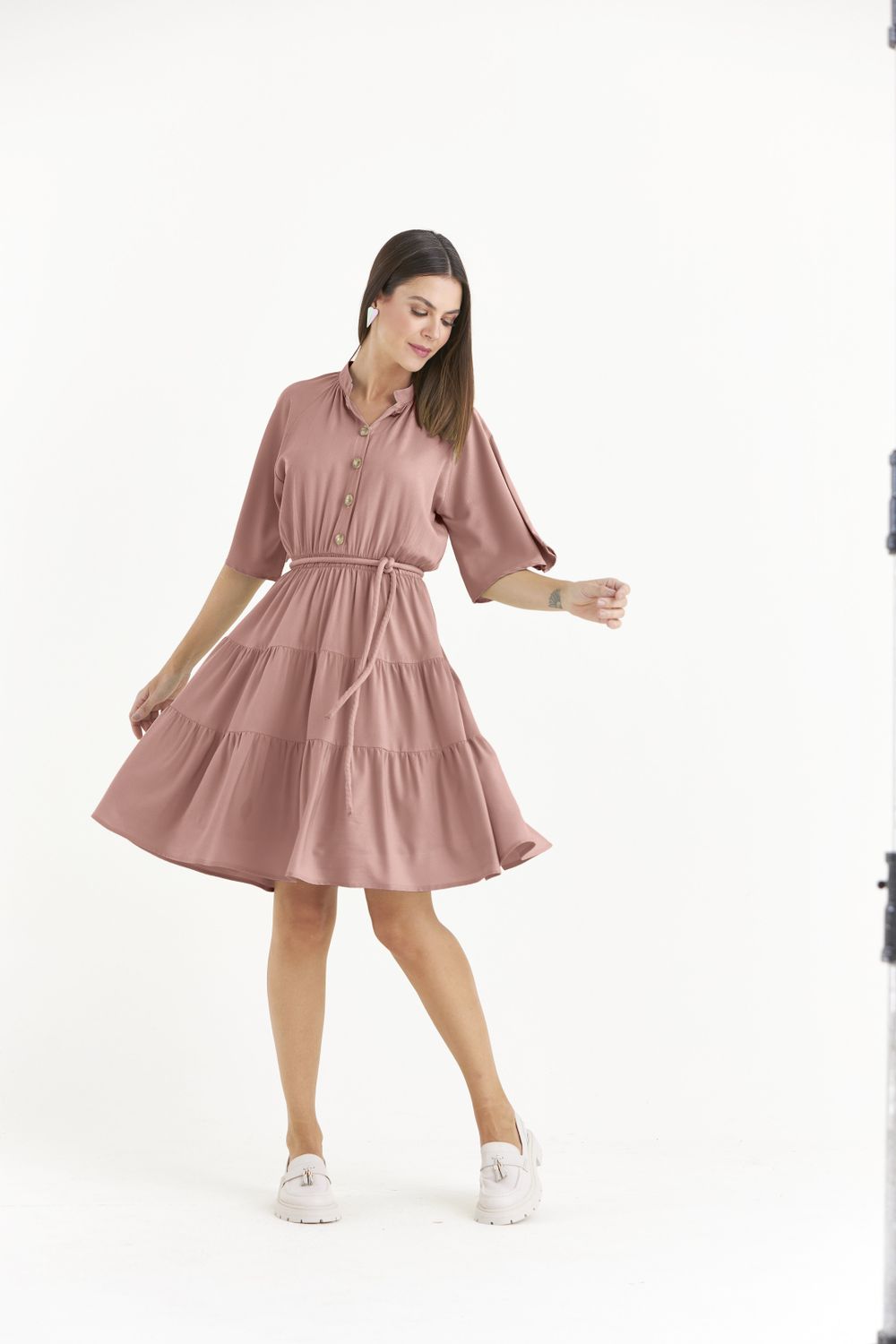 VESTIDO CURTO LISO TWILL C/ GOLA PADRE