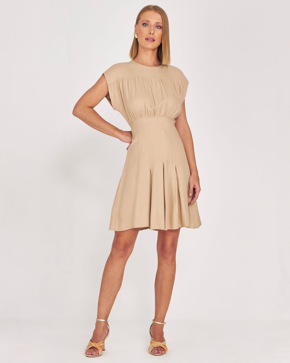 VESTIDO CURTO LISO TWILL C/ NESGAS