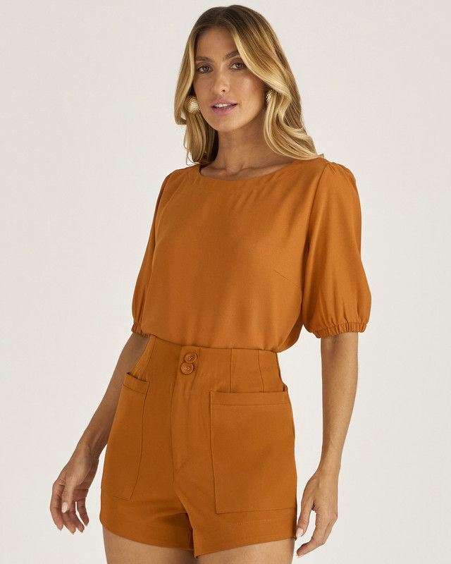 T-SHIRT CROPPED EM CREPE C/ ELÁSTANO MANGA