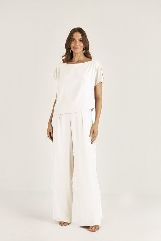 BLUSA EM CREPE ASSIMÉTRICA C/ PREGAS NO OMBRO