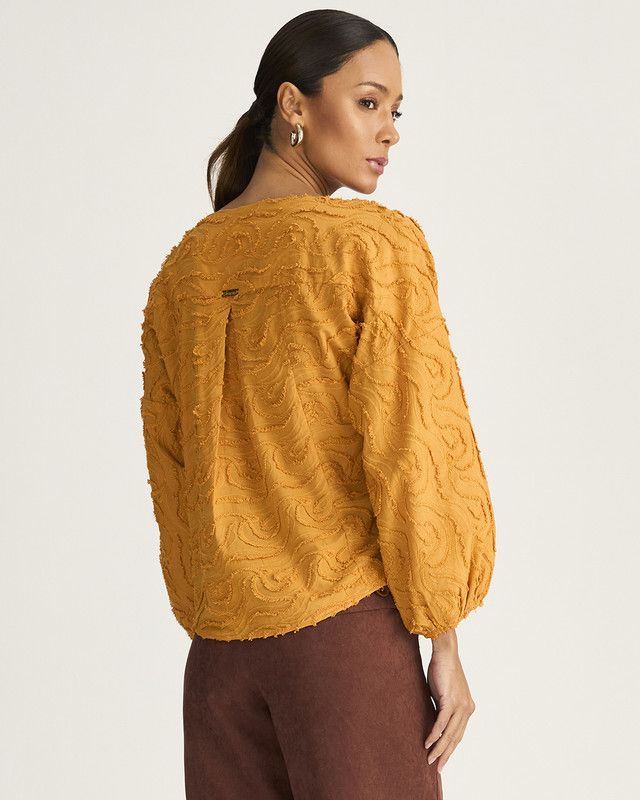 BLUSA BORDADO 3D FLORAL MANGA LONGA
