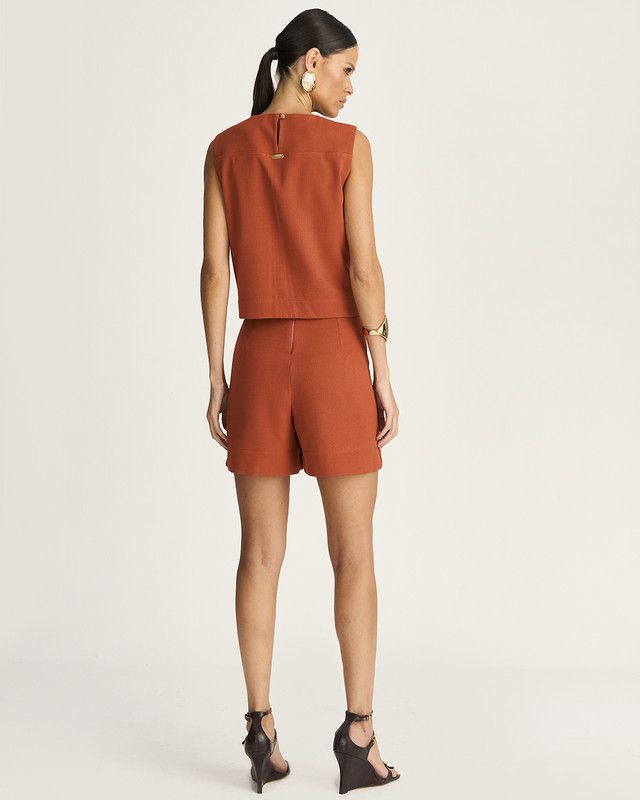 SHORT LINEN C/ NERVURAS FRENTE